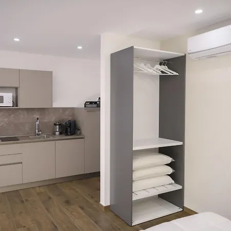 Rn Διαμέρισμα *